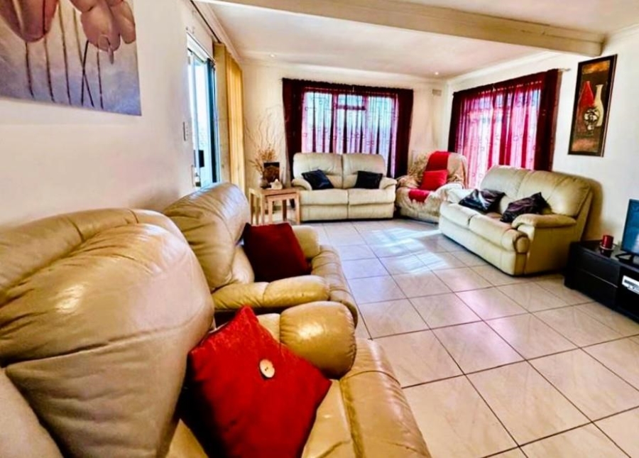 3 Bedroom Property for Sale in Northpine Western Cape